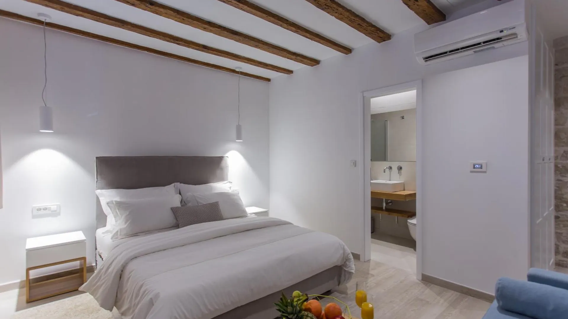 Bifora Heritage Hotel Trogir 4*,